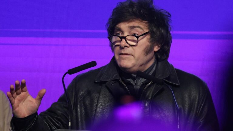 Milei cancela el viaje a España y no estará en el evento ultra de Vox tras la derrota electoral