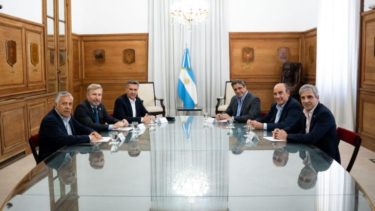 Tras vetar la ley de ATN, Milei reconfigura su estrategia y va por acuerdos uno a uno con los gobernadores «aliados» y «afines»