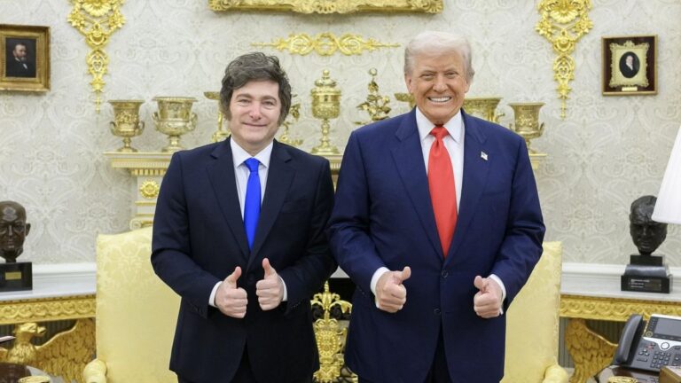 Trump se puso al frente de la campaña de Milei y redujo la cumbre bilateral a un almuerzo