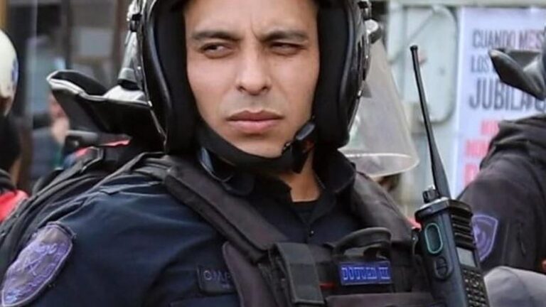 El fiscal Taiano pidió elevar a juicio al policía que gaseó a una nena de 10 años en septiembre de 2024 El fiscal Taiano pidió elevar a juicio al policía que gaseó a una nena de 10 años en septiembre de 2024