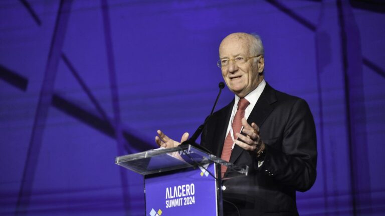 Con Paolo Rocca al frente, los industriales se acercan a Milei y aguardan señales de Caputo