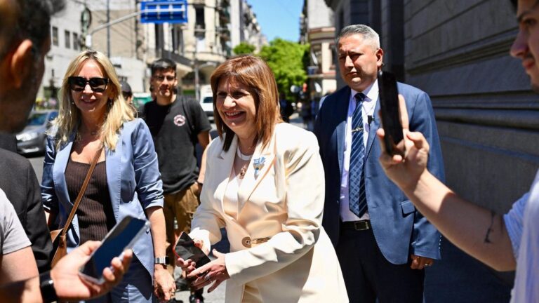 Bullrich visitó a Villarruel en el Senado y se marcaron la cancha: no hubo foto conjunta Bullrich visitó a Villarruel en el Senado y se marcaron la cancha: no hubo foto conjunta