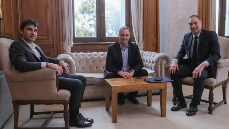 El Gobierno acelera las negociaciones con las provincias por el Presupuesto 2026