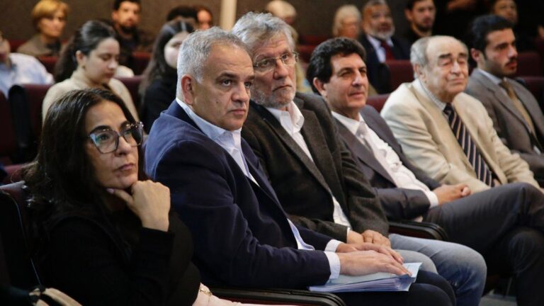 Tras la división por el Presupuesto, la reforma laboral y la Corte tensan al peronismo en el Senado