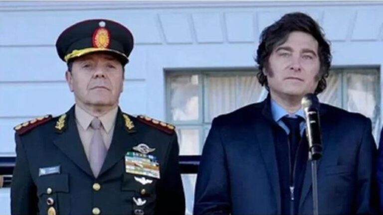 Milei elige por primera vez en democracia a un militar (hijo de un criminal de la dictadura) como ministro de Defensa Milei elige por primera vez en democracia a un militar (hijo de un criminal de la dictadura) como ministro de Defensa