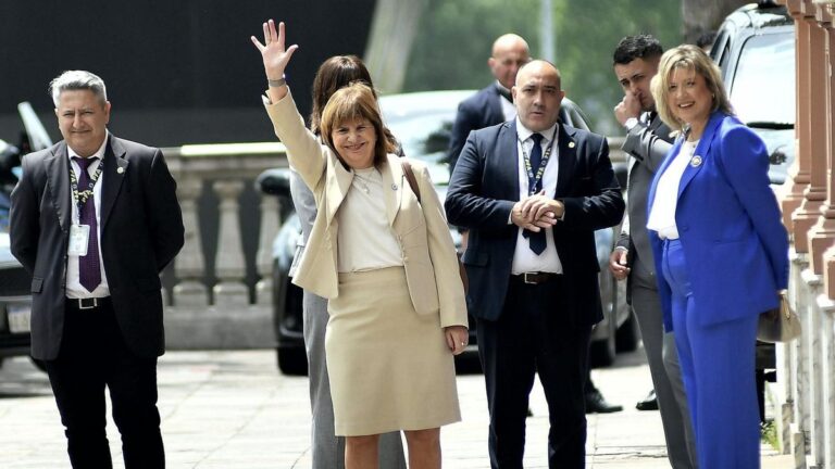 El saldo de la «doctrina Bullrich»: represión, detenciones y espionaje sin control, fake news y venta libre de armas El saldo de la «doctrina Bullrich»: represión, detenciones y espionaje sin control, fake news y venta libre de armas