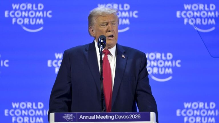 Trump pide en Davos «negociaciones inmediatas para adquirir Groenlandia» y carga contra Europa: «No va en la buena dirección»
