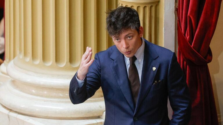 El DNU de la SIDE entra en fase judicial mientras el Gobierno busca ganar tiempo en el Congreso