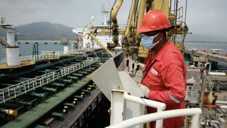 EEUU y Venezuela trazan un nuevo vínculo energético y comercial con venta de crudo y compras de productos estadounidenses EEUU y Venezuela trazan un nuevo vínculo energético y comercial con venta de crudo y compras de productos estadounidenses