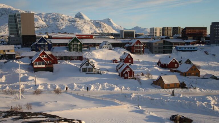 Miedo en Groenlandia ante las amenazas de Trump: “Temo que Estados Unidos nos traiga su violencia”