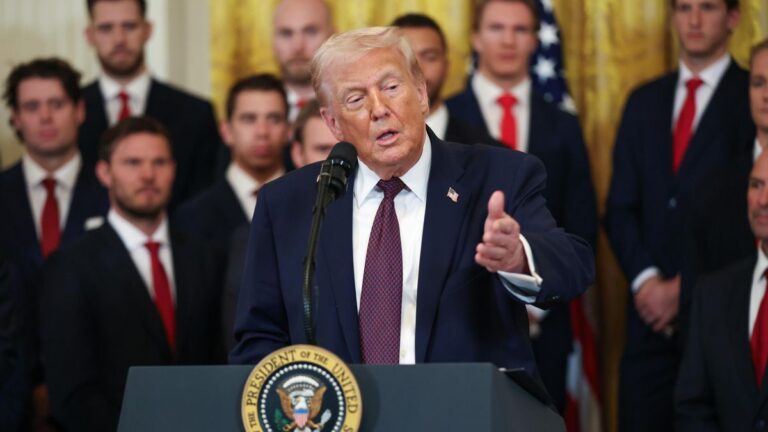 Trump anuncia aranceles de hasta el 25% para los países europeos que se oponen a la anexión de Groenlandia: “Arriesgan la seguridad del planeta”