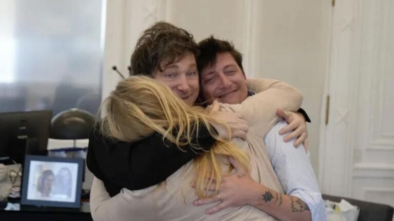 Santiago Caputo arma en el Gobierno una Oficina de Respuesta Oficial para desmentir supuestas noticias falsas