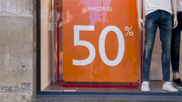 Ropa cara y empleo en caída: el costo oculto del nuevo escenario textil Ropa cara y empleo en caída: el costo oculto del nuevo escenario textil